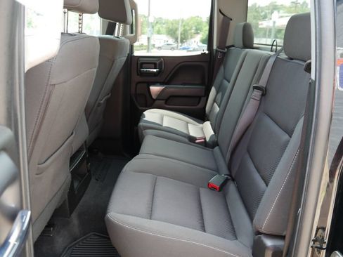 Used 2019 Chevrolet Silverado 1500 LT AWD/4WD image 13