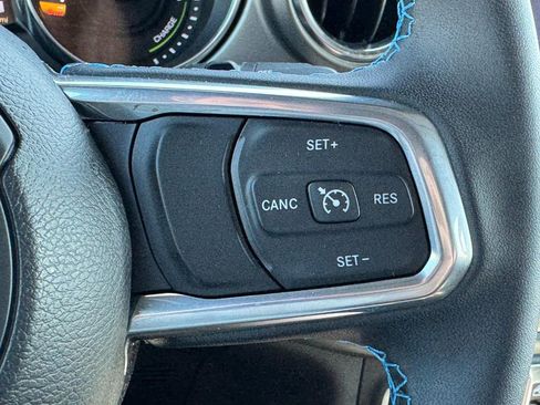 Used 2023 Jeep Wrangler Unlimited Rubicon 4xe AWD/4WD image 19