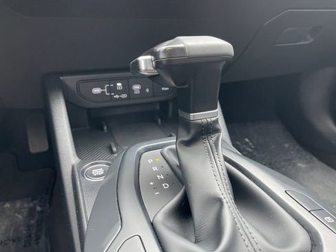 Used 2025 Kia K4 EX image 23