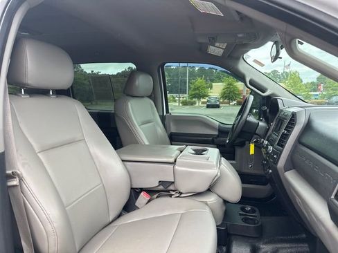 Used 2017 Ford F250 XL w/ Power Equipment Group AWD/4WD image 14