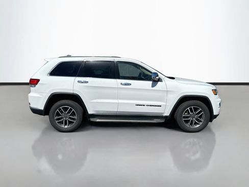 Used 2020 Jeep Grand Cherokee Limited AWD/4WD image 3