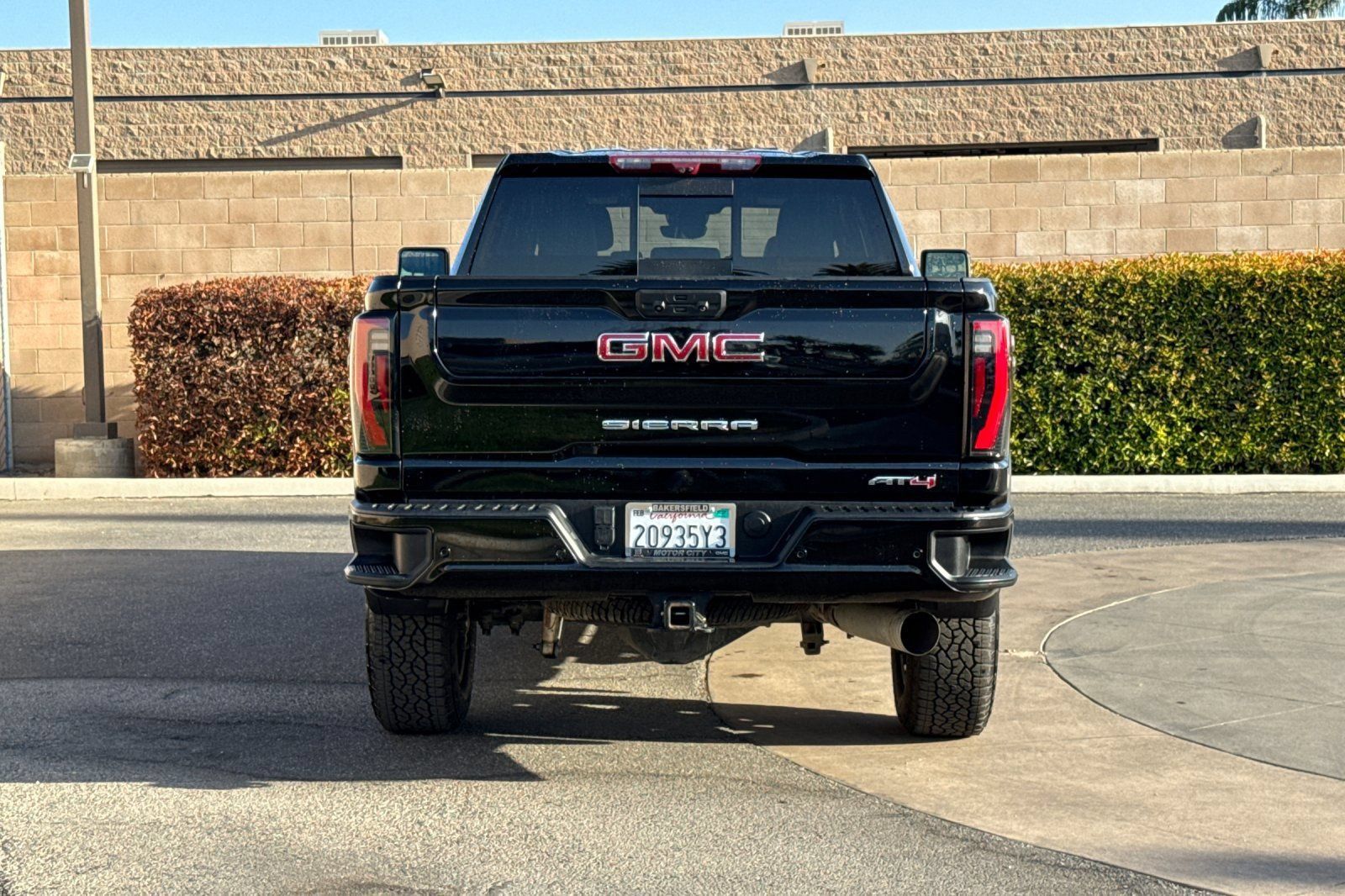 Used 2024 GMC Sierra 2500 AT4 w/ Max Trailering Package AWD/4WD image 5