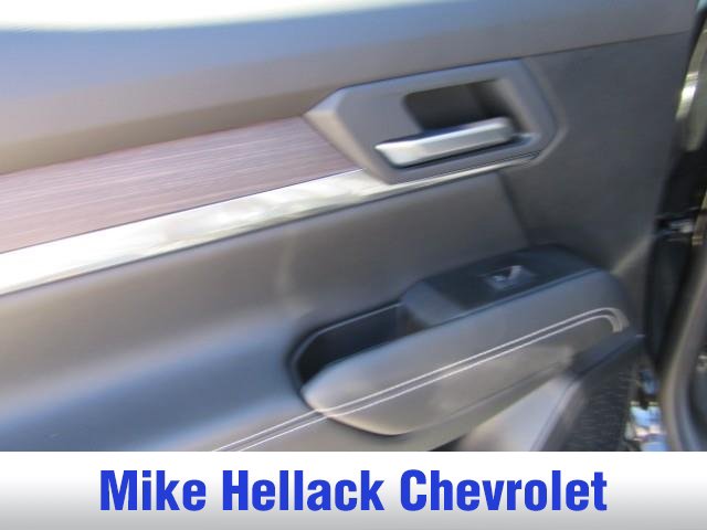 Used 2026 GMC Terrain Denali w/ LPO, Floor Liner Package AWD/4WD image 16