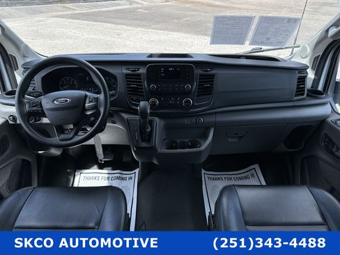 Used 2020 Ford Transit 250 Medium Roof image 15