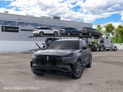 New 2026 Lincoln Aviator AWD w/ Jet Appearance Package