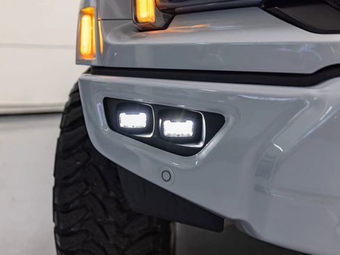 Used 2025 Ford F150 Raptor AWD/4WD image 11