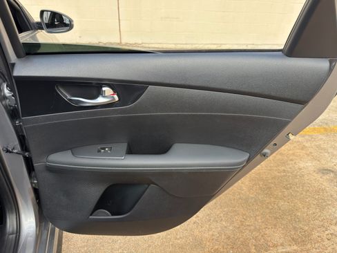 Used 2024 Kia Forte GT-Line w/ GT-Line Premium Package FWD image 41