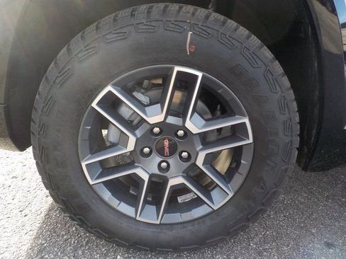 New 2026 GMC Terrain AT4 w/ Convenience Package III image 9