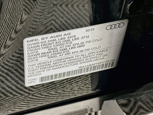 Used 2023 Audi Q5 2.0T Premium w/ Convenience Package AWD/4WD image 12