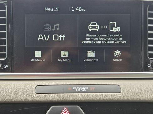 Certified 2022 Kia Sportage EX FWD image 8