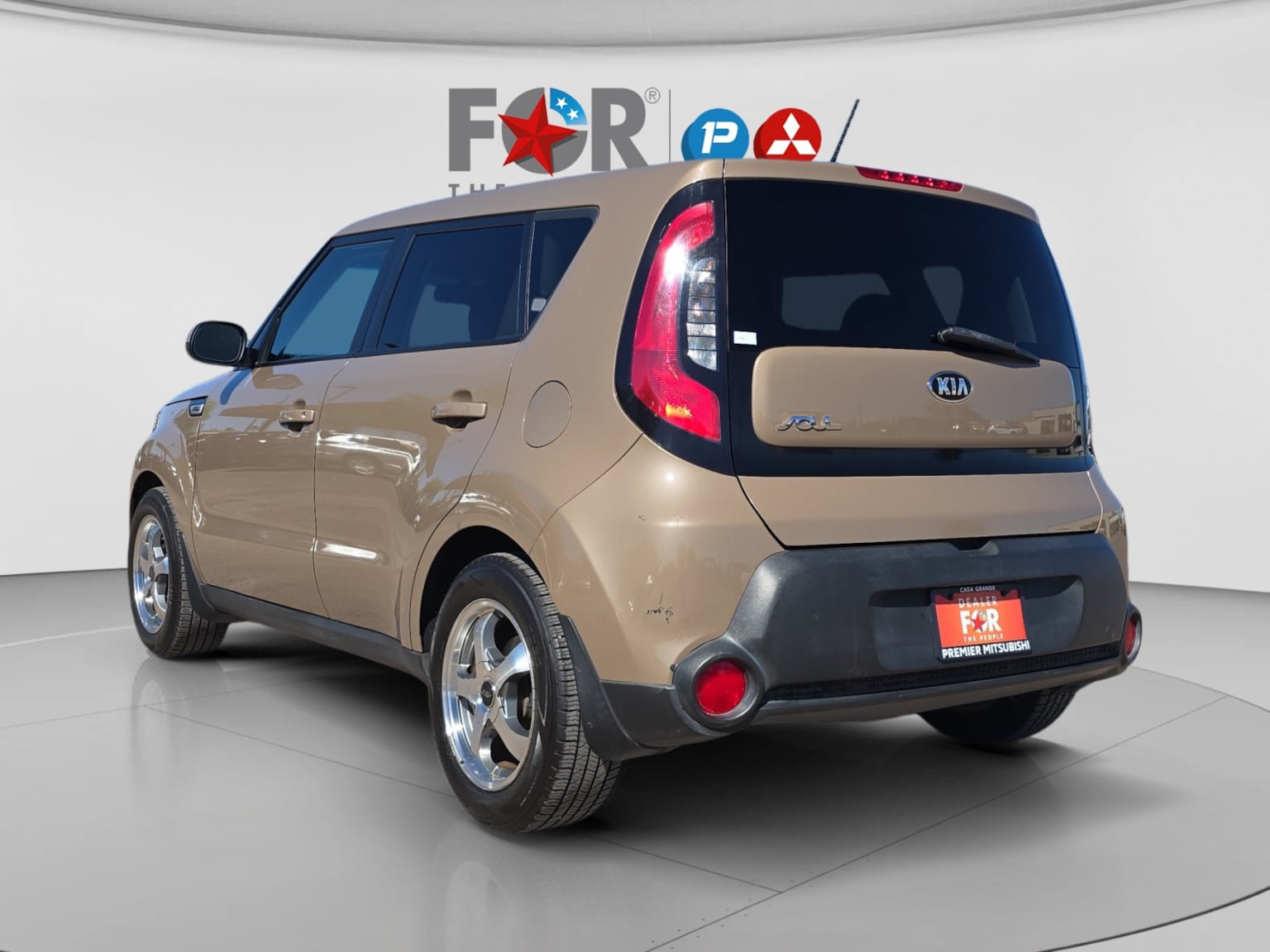 Used 2015 Kia Soul FWD image 3