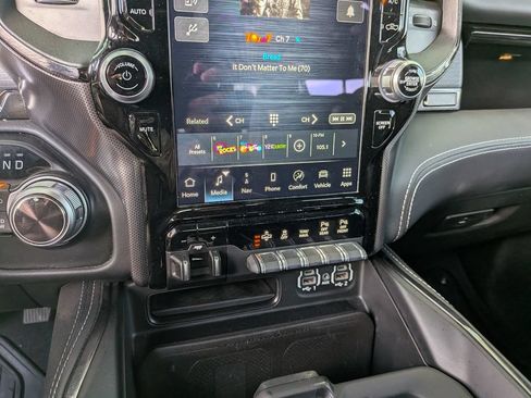 Used 2022 RAM 1500 Limited AWD/4WD image 23