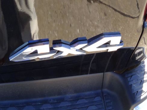 Certified 2022 RAM 1500 Big Horn AWD/4WD image 11