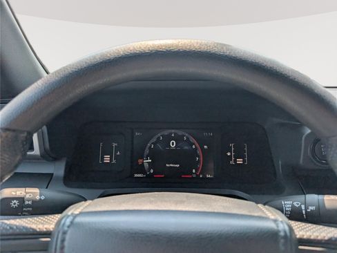 Used 2024 Toyota Tacoma SR AWD/4WD image 29