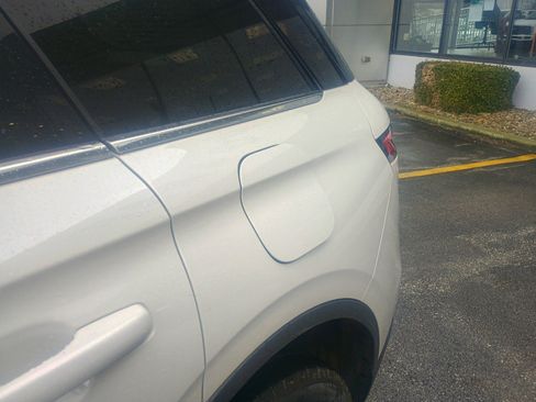 Used 2022 Lincoln Corsair AWD w/ Equipment Group 101A image 7