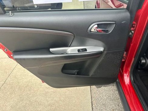 Used 2017 Dodge Journey GT w/ Driver Convenience Group FWD image 20