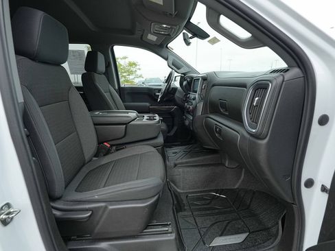 Used 2021 Chevrolet Silverado 1500 LT AWD/4WD image 21