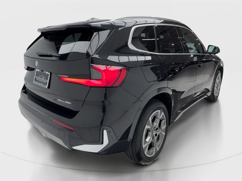 Used 2026 BMW X1 xDrive28i AWD/4WD image 7