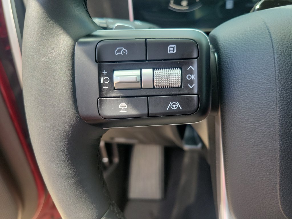 Used 2025 Hyundai Santa Fe XRT AWD/4WD image 27