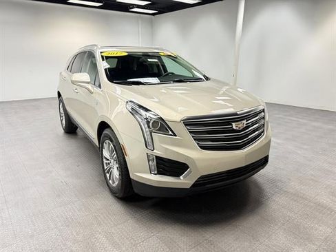 Used 2017 Cadillac XT5 Luxury image 8