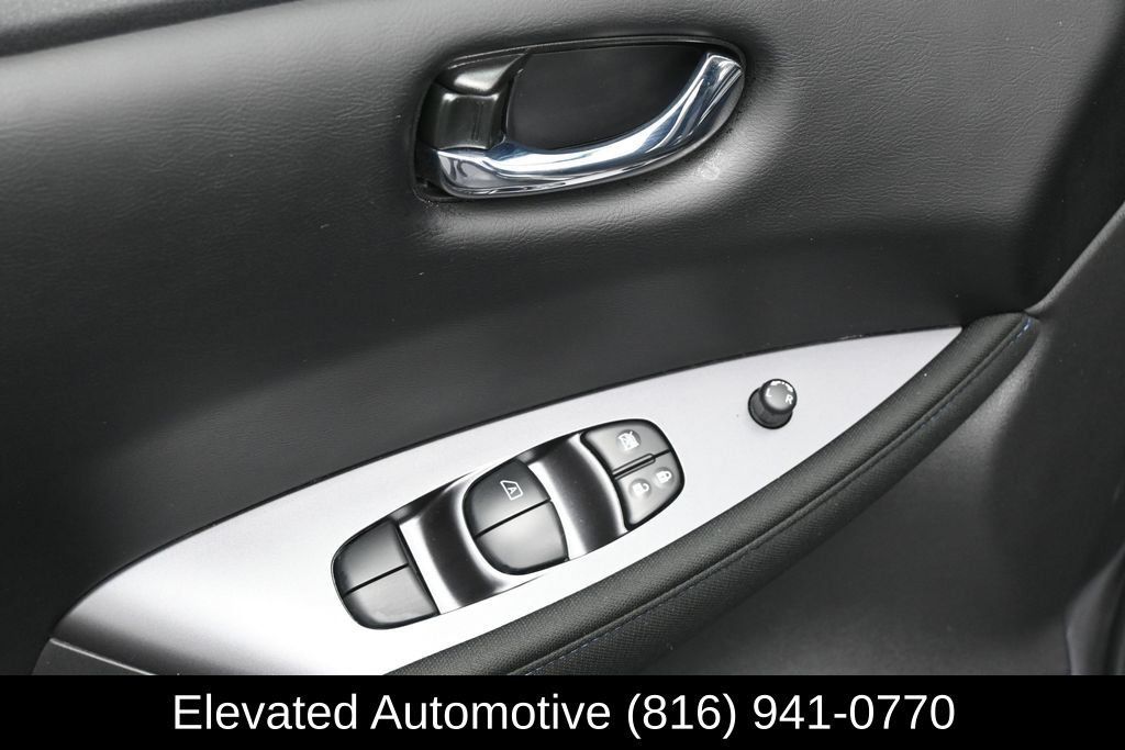 Used 2025 Nissan Leaf S FWD image 14