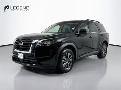 Used 2022 Nissan Pathfinder SV