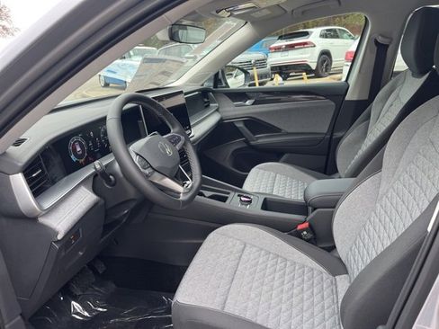 New 2026 Volkswagen Tiguan S image 7