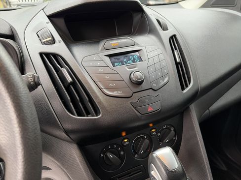 Used 2017 Ford Transit Connect XL image 11