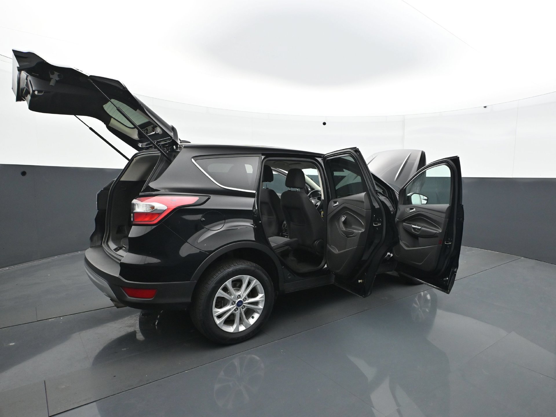 Used 2017 Ford Escape SE AWD/4WD image 33