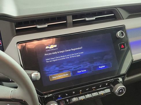 New 2027 Chevrolet Bolt RS w/ Technology Package FWD image 17