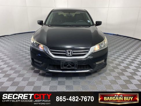 Used 2015 Honda Accord Sport image 2