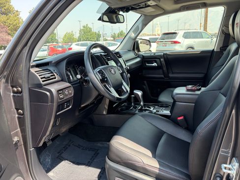Certified 2023 Toyota 4Runner TRD Off-Road Premium w/ Moonroof Package AWD/4WD image 10