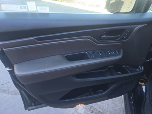 Used 2018 Honda Odyssey EX-L image 9