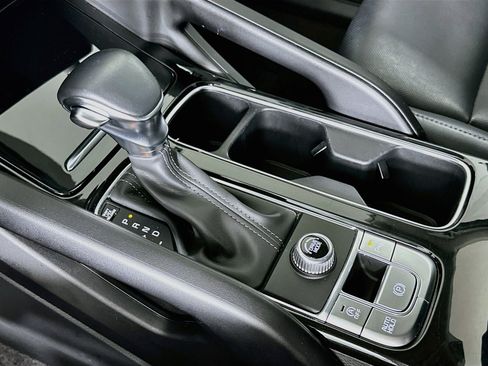 Used 2025 Kia Telluride S FWD image 25
