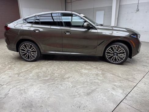 Certified 2026 BMW X6 xDrive40i image 6