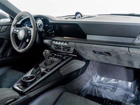Used 2024 Porsche 911 GT3 image 33