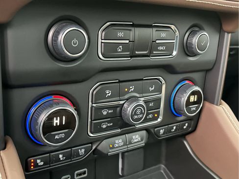 Certified 2024 Chevrolet Tahoe High Country w/ Max Trailering Package image 19