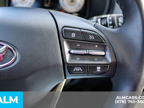 Used 2023 Hyundai Kona Limited image 30