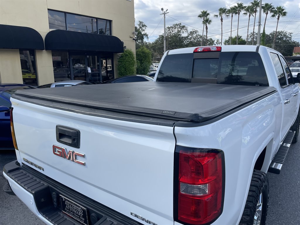Used 2015 GMC Sierra 2500 Denali w/ Duramax Plus Package AWD/4WD image 45