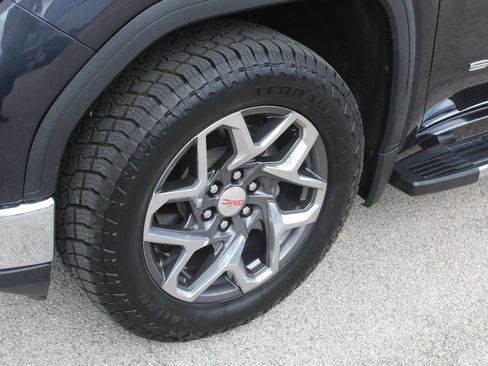 Used 2023 GMC Sierra 1500 SLT w/ SLT Premium Plus Package AWD/4WD image 6