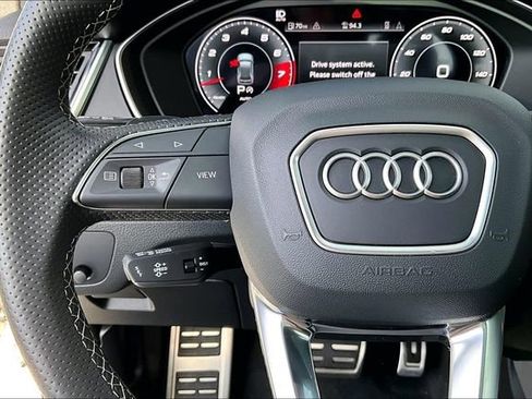 Certified 2023 Audi SQ5 Premium Plus w/ Premium Plus Package AWD/4WD image 11