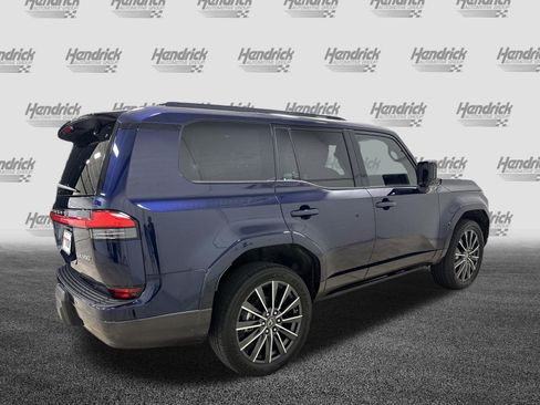 Used 2024 Lexus GX 550 w/ Accessory Package (Z1) AWD/4WD image 10