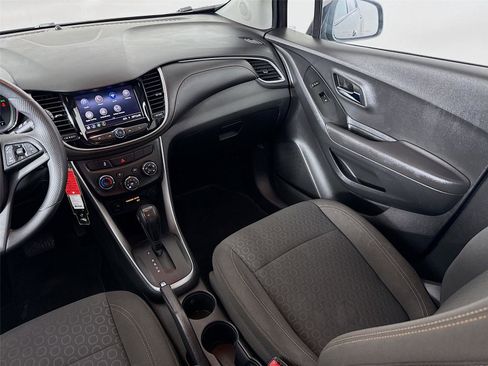 Used 2020 Chevrolet Trax LS w/ Tint and Cruise Package image 22