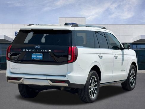 Used 2025 Ford Expedition Platinum AWD/4WD image 42