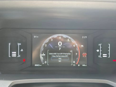 Used 2025 Toyota 4Runner SR5 AWD/4WD image 39