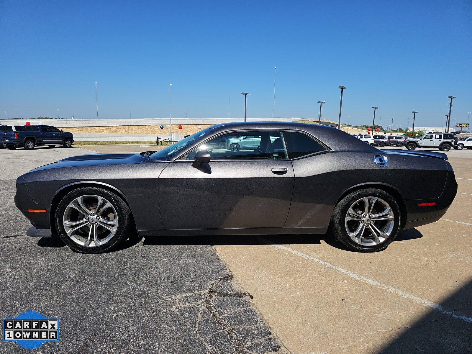 Used 2020 Dodge Challenger R/T RWD image 6