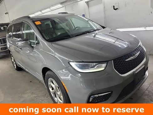 Used 2021 Chrysler Pacifica Limited w/ Premium & Safety Sphere Group AWD/4WD image 1