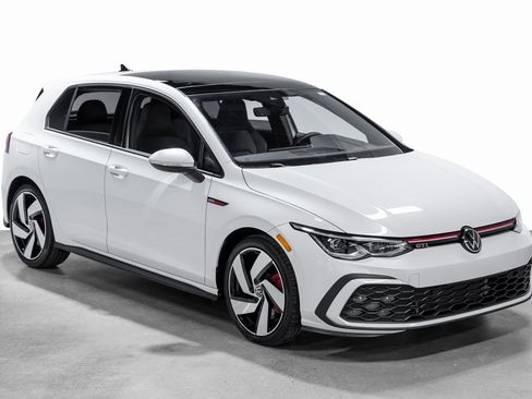 Used 2022 Volkswagen GTI SE image 3