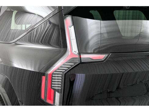 New 2026 Kia EV9 Land image 10