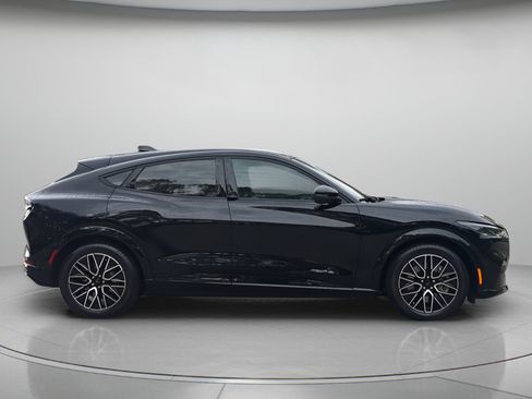 Certified 2024 Ford Mustang Mach-E Premium AWD/4WD image 39